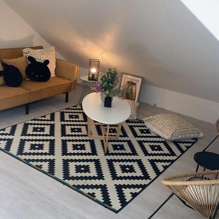 Logement Convivial, Charmant Et Spacieux Сен-Марсель Экстерьер фото